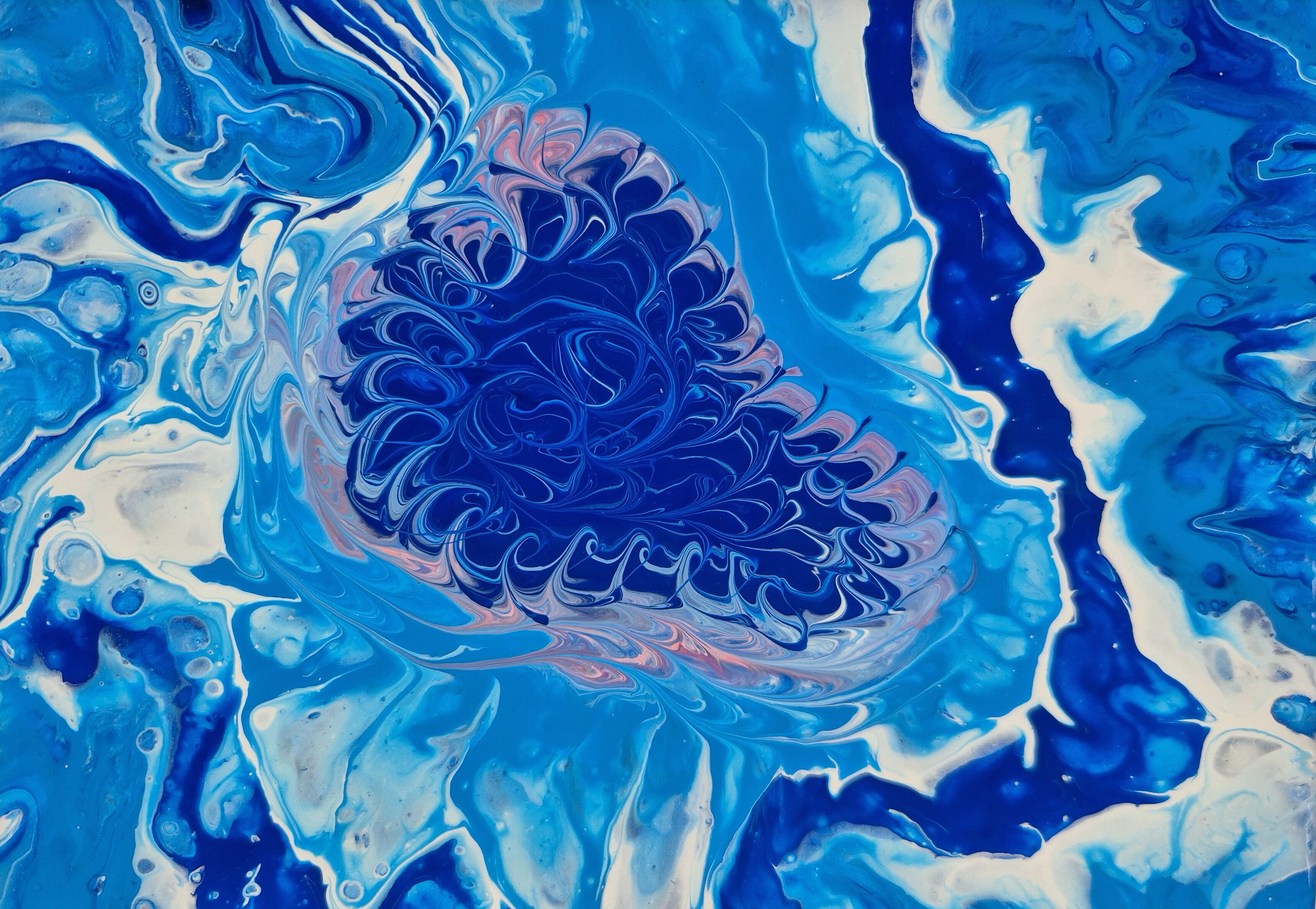 Original abstraktes Acrylbild "Wasserwirbel" Mini - Fluid Art auf Leinwand (18 x 12cm) – Bild 2